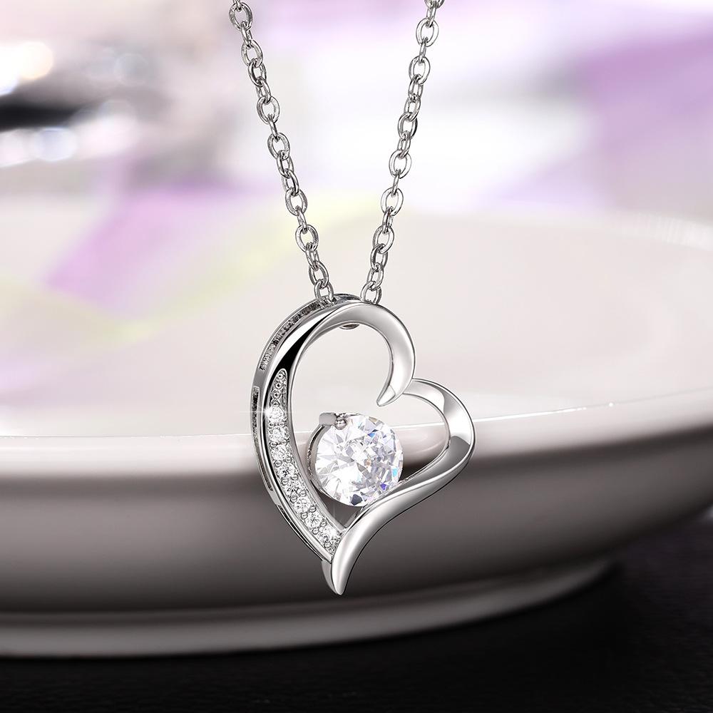 Love-Shaped Necklace For Women, Light Luxury Design Zircon Pendant, Valentine'S Day Gift Item.