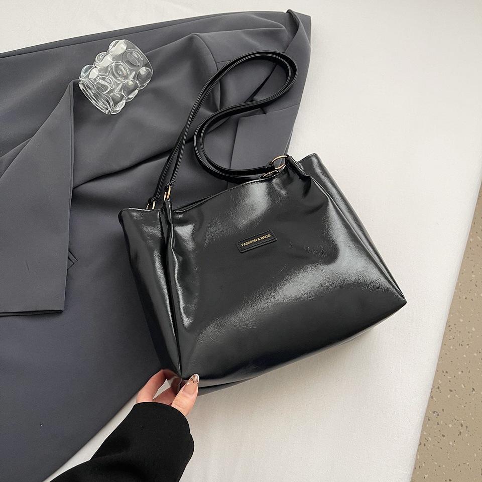 

Премиальная сумка женская зимняя модная ретро сумка для поездок на работу большая вместительная универсальная сумка через плечо