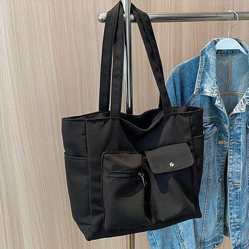 IELGY Versatile Casual Multi-pocket Daily Shoulder Bag Women