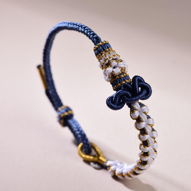 

Сдать каждый экзамен Узел Вэньчана Ремешок для ношения Носить золотые бусины на удачу Маленькая красная веревочка Плетеный вручную браслет с кои Класс Групповая покупка Haze Blue-peach blossoms 14-18cm/3mm