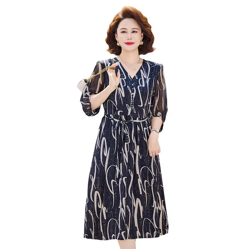 2026 Elegant Waist-Cinched Summer Dress for Mothers: Slimming and Stylish Skirt for Middle-Aged and Elderly Women
