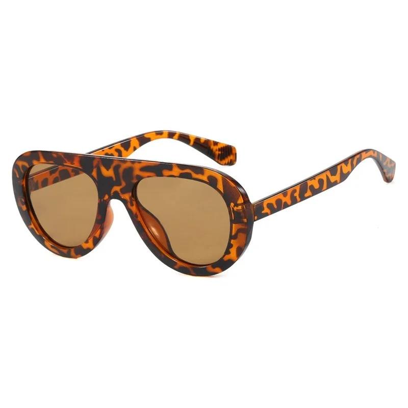 Trendy Leopard Print Glasses Y2K Retro Round Small Sunglasses Vintage Unisex Eyewear for Women Men Bold Fashion Accessories