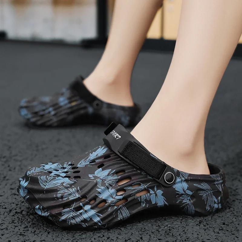 Summer Men Sandals Clogs Outdoor Garden Clogs Hole Shoes Male Casual Shoes Water Shoes Comfort Home Soft Slippers Plus Size 47