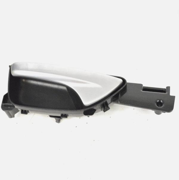 1667600561 Interior Door Handle for 2012-2017 ML350 W166 Vehicles.
