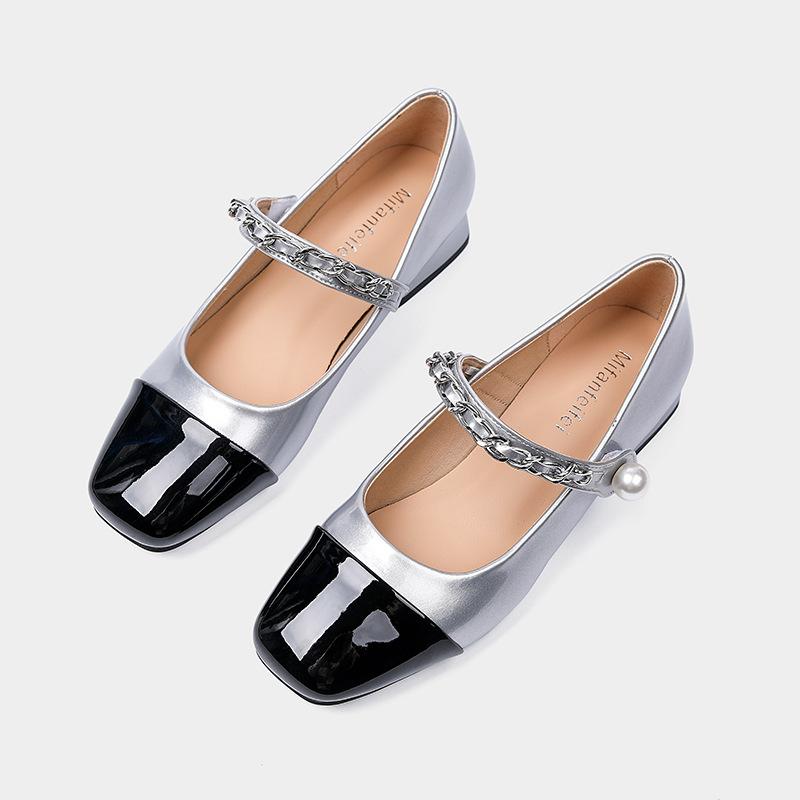 

Square head small fragrant style single shoes women s thick heel 2025 spring light mouth French word with color matching Mary Jane shoes fairy style 40 серебряный