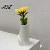 Cute Floral Arrangement Pot Creative Cat Shaped Flower Vase, Minimalist Cartoon Kitten Tabletop Planter for Dried Small Desktop Ornament Fresh