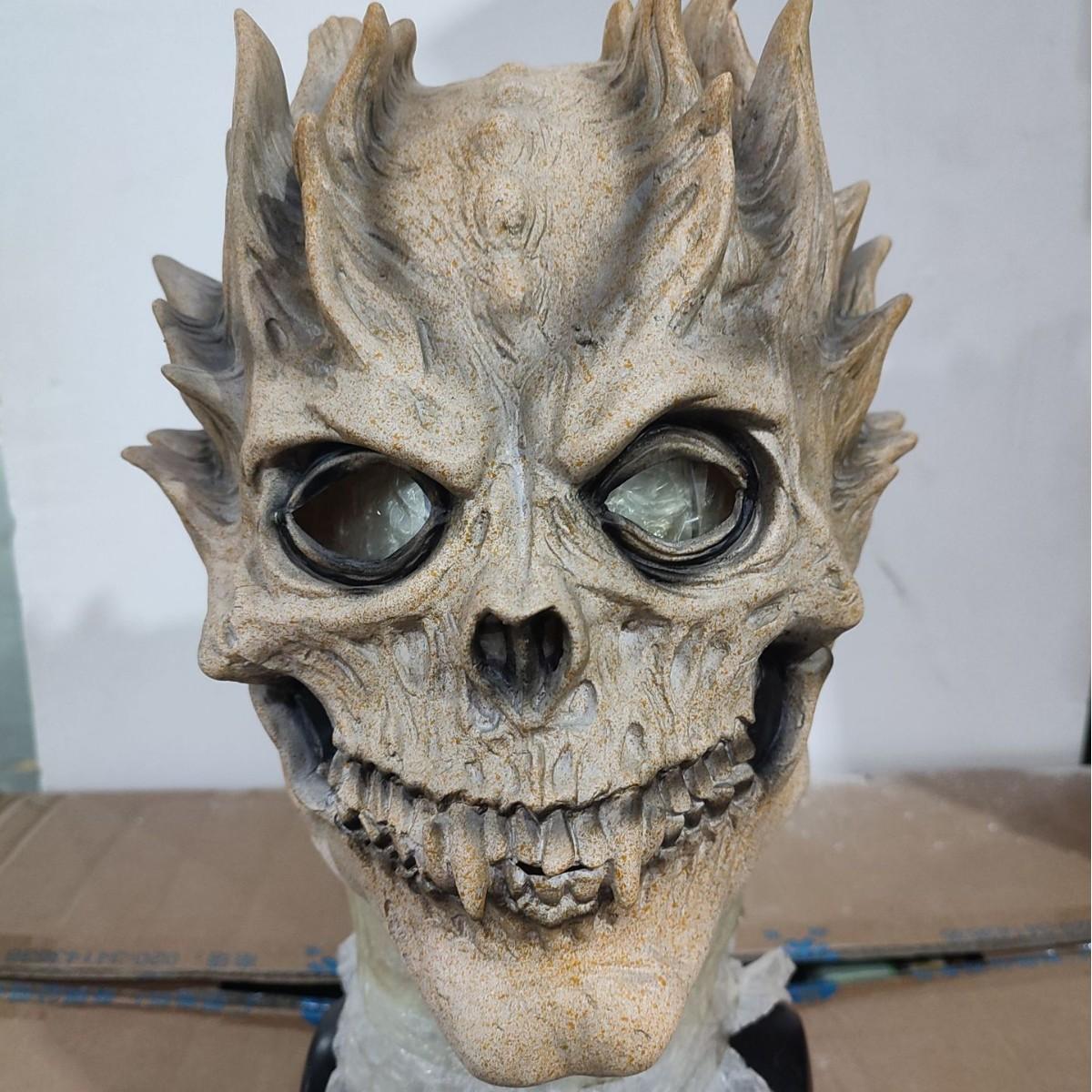 Halloween Skull Horror Mask Latex Warrior Death Demon Skull Headgear Festival Props белый