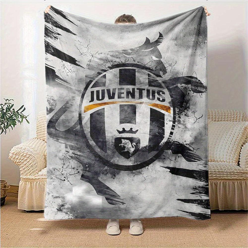 Anime Attack On Titan Eren Mikasa Cartoon Flannel Blanket,Warm and Cozy Soft Throw Blanket for Home Bedroom Bed Sofa Cover Kids