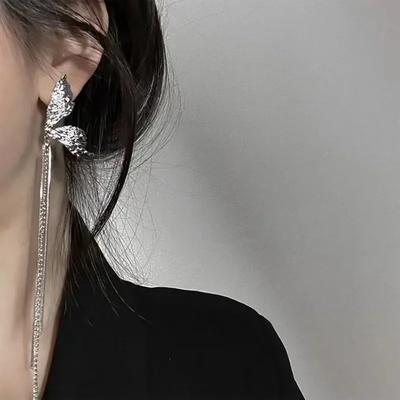 Lehké luxusní dlouhé motýlkové náušnice Luxusní trend Jedinečný design Elegantní jemné náušnice Ženy Šperky Party Prémiový dárek
