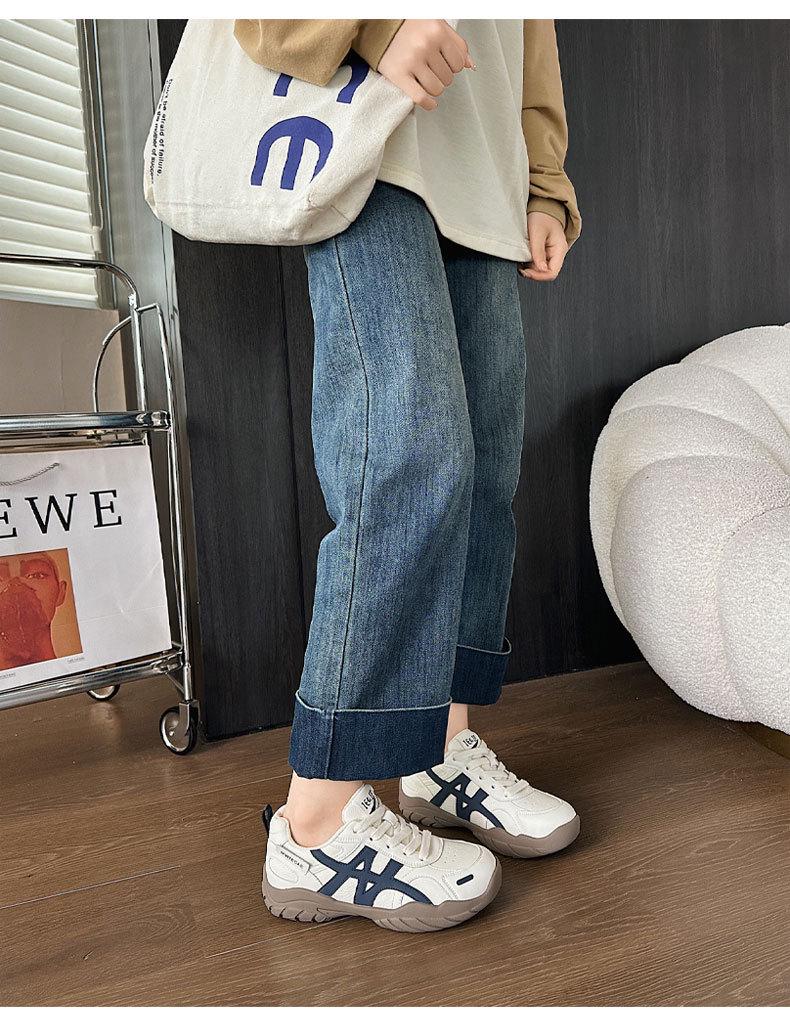 2025 New Soft-Soled Korean Flat Leather Running Shoes - Trendy & Comfortable