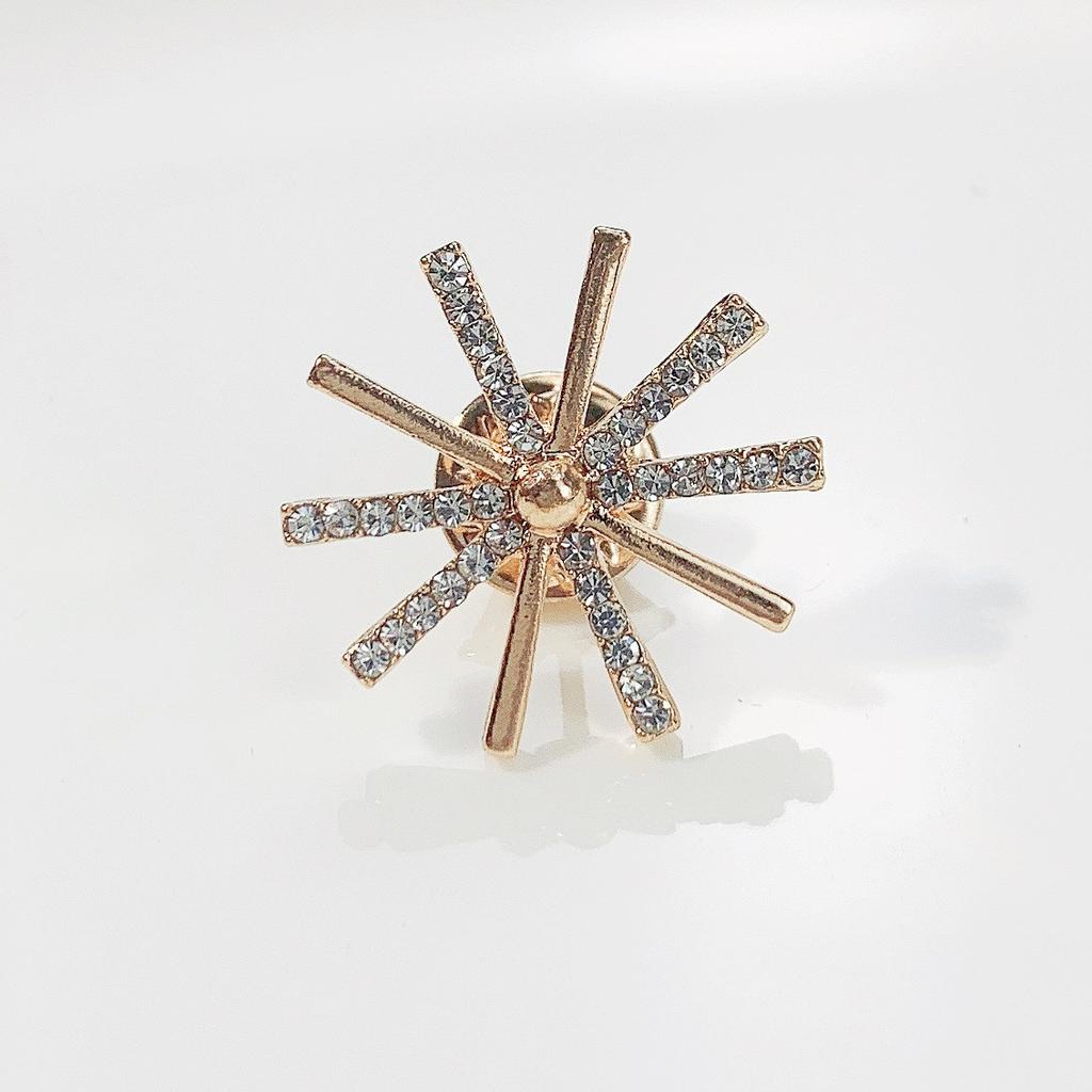 Anti-light Versatile Small Fragrant Wind Mango Star Snowflake Small Brooch Women's Collar Pin Brooch Cardigan Fixed Clothes and Accessories