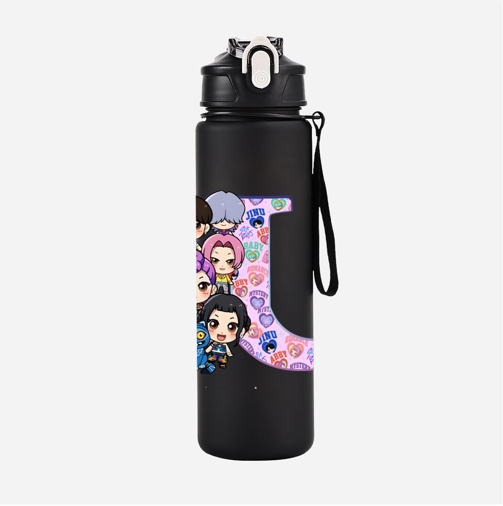 Borraccia da 750 ml 26 Lettere Inglesi K-Pop Demon Hunters Stampato Tazza da Bere di Grande Capacità Portatile per Sport all'Aperto Tazza da Acqua Regalo per Bambini