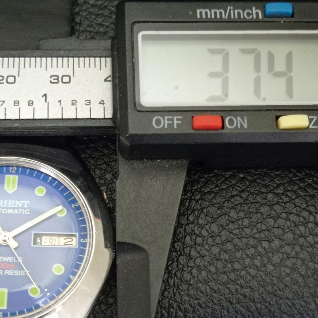 VINTAGE ORIENT AUTOMATIC 46941 JAPAN MENS BLUE COLOR DIAL WATCH a700671-5 R204-a700671