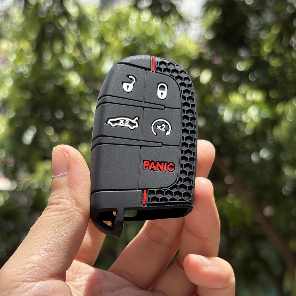 

Keychain Protection For Jeep Cherokee Limited Grand Compass Dodge Journey Hellcat Chrysler 300C Ii Silicone Key Cover Fob Holder