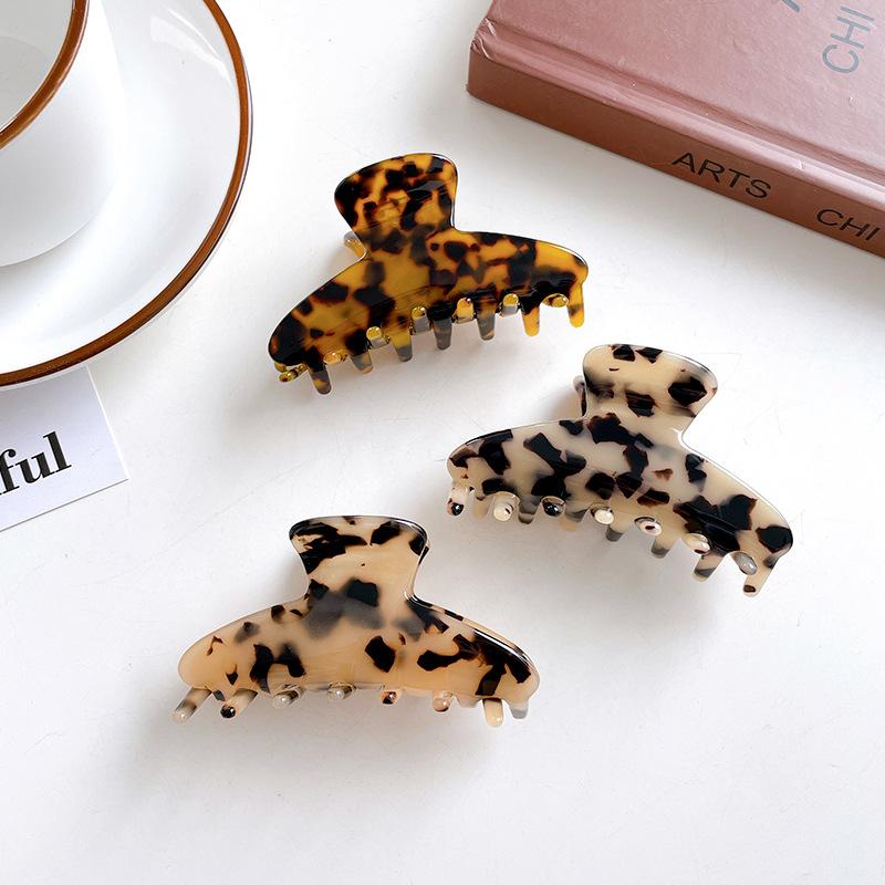 Contemporary Acetate Hair Claw Clip For Women Perfect For Stylish Everyday Hairdos