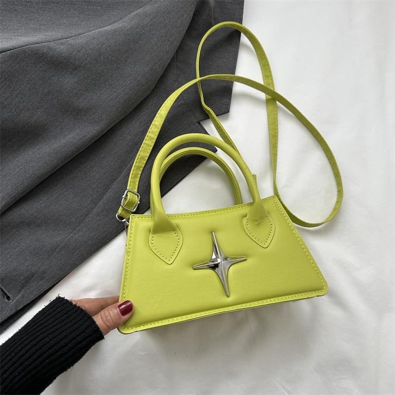 Vintage-inspired Womens Shoulder Bag 2023 New Fall Korean Style Chic Small Square Bag зелёный