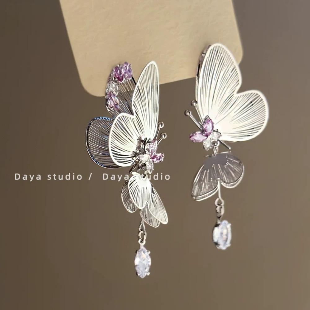 Retro Butterfly Earrings Light Luxury Temperament Design Sense Niche Personality Versatile Simple Earrings