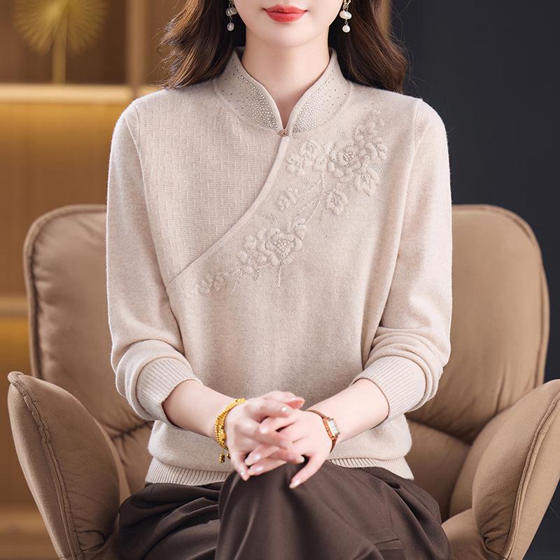 100% Pure Wool Embroidered Qipao Collar Sweater - Red, Age-Defying Knit Base Layer for Women