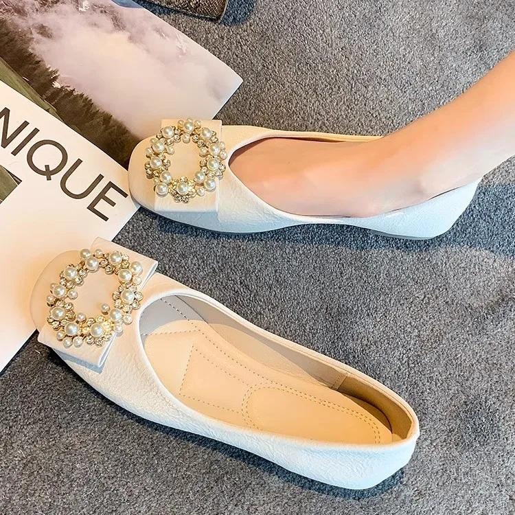 Spring and Autumn New Luxury Women's Flat Shoes Fairy Style Pearl Shallow Mouth Casual Shoes Soft Bottom Comfortable Work Shoes