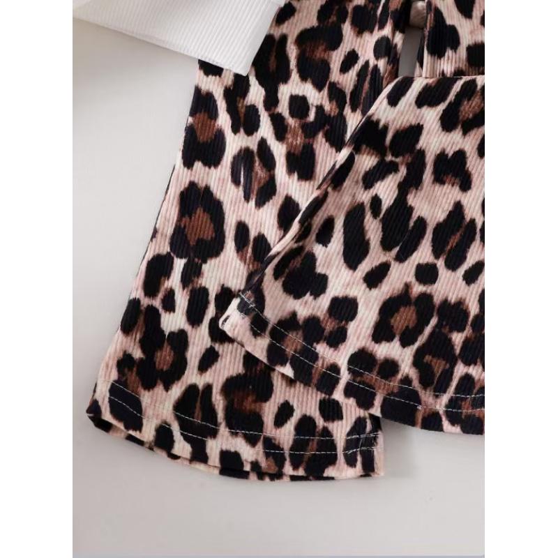 Completo Due Pezzi Top con Fiocco Stampato e Pantaloni a Zampa Maculati abbigliamento per bambini