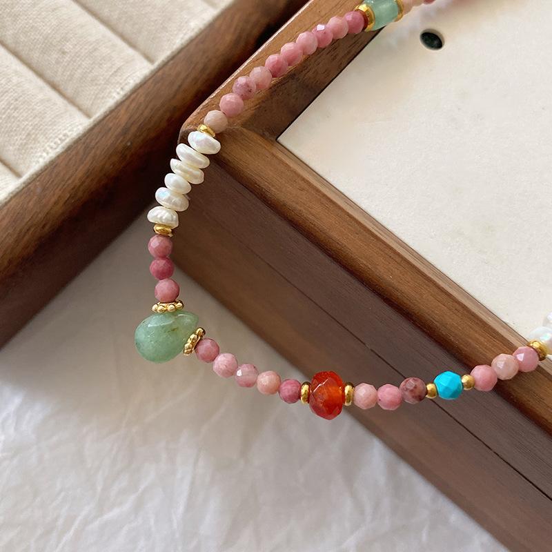 Red Stone Necklace, Natural Stone Collarbone Chain, Green Dongling Pendant, Dopamine Premium Sense Beaded Agate Pearl Neck Chain.