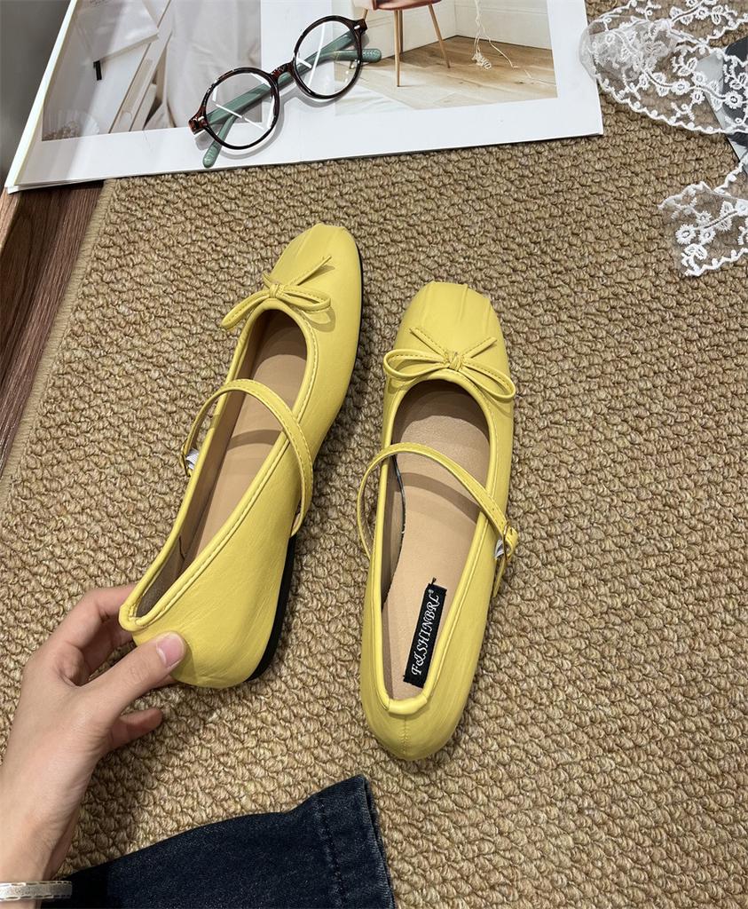 Französischer Feenstil rote Mary Jane Schuhe mit eckiger Spitze Mädchen Frühling 2025 neue Schleife flache Ballerinas