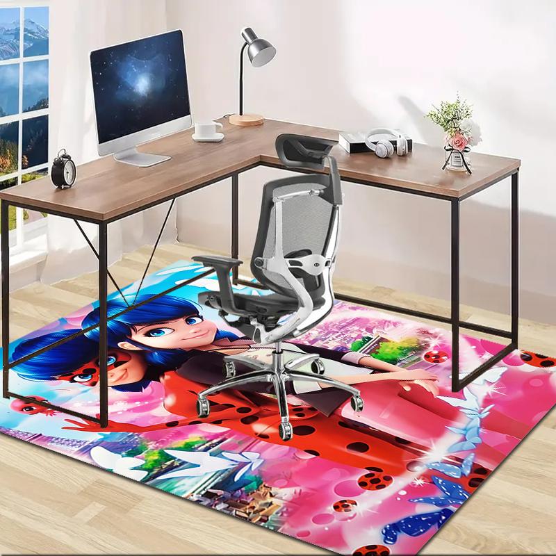 1pc Ladybug (5) Design Area Rug - Non-Slip, Soft & Cozy Floor Mat for Living Room, Bedroom, Office - Indoor/Outdoor Decorative Carpet