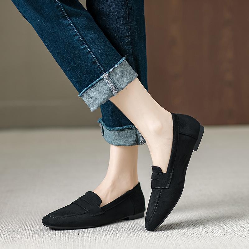 Women's shoes British small leather shoes 2025 new winter retro matte thick heel single shoes women's loafers