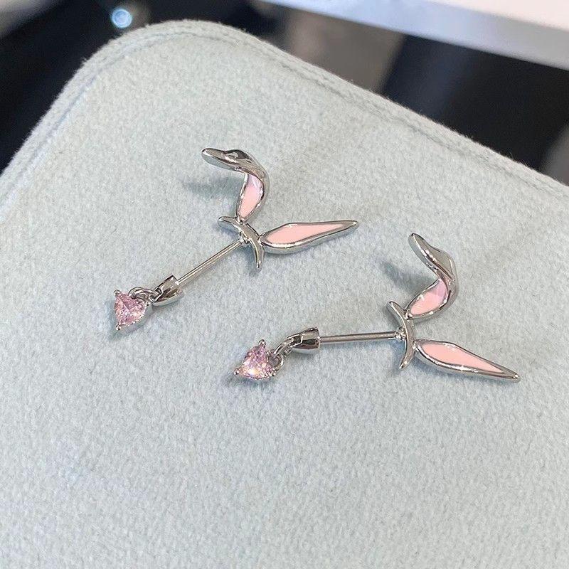 1 Pieza Pendiente de Hueso de Oreja con Colgante de Corazón y Cruz de Circonita Brillante en Forma de Oreja de Gato Para Mujeres Tendencia Accesorios de Piercing Corporal