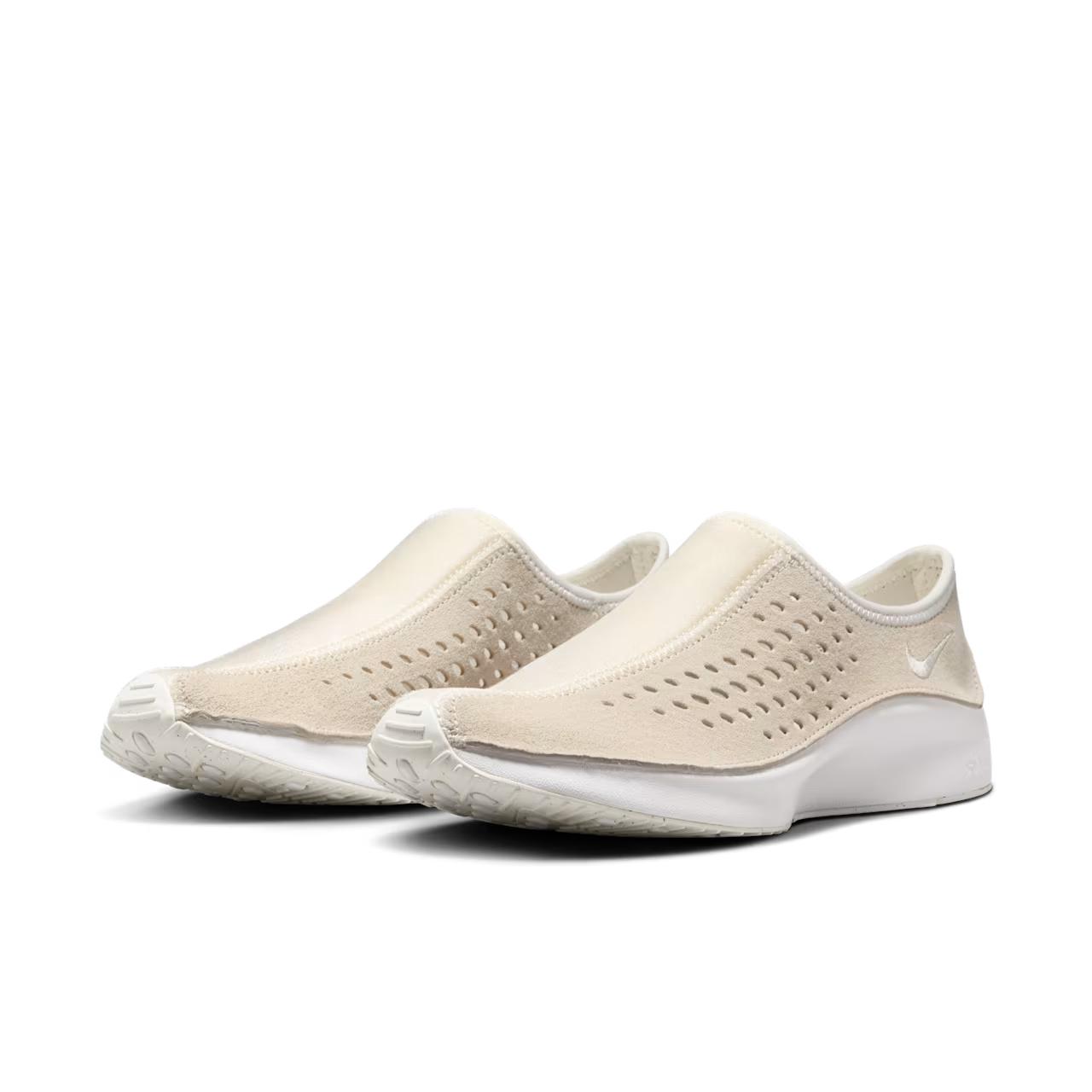 HV8628-100 Nike Women s Air Superfly Moc Sail 5
