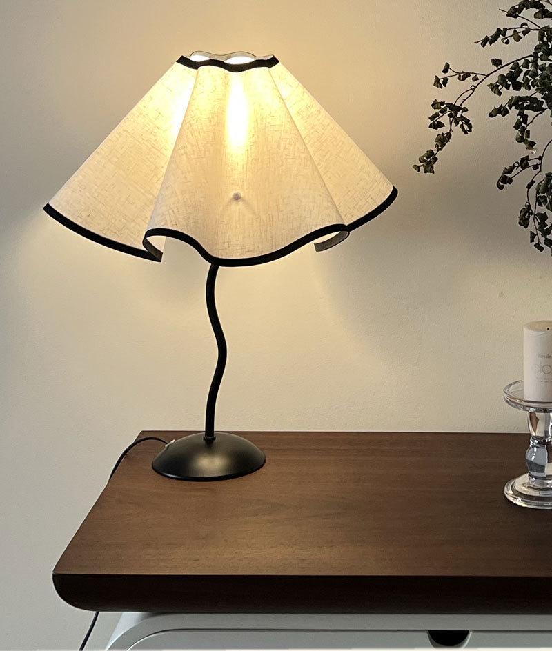 Modern Minimalist Petal Umbrella Desk Lamp - S-Shaped Iron Art for Bedrooms & B&Bs