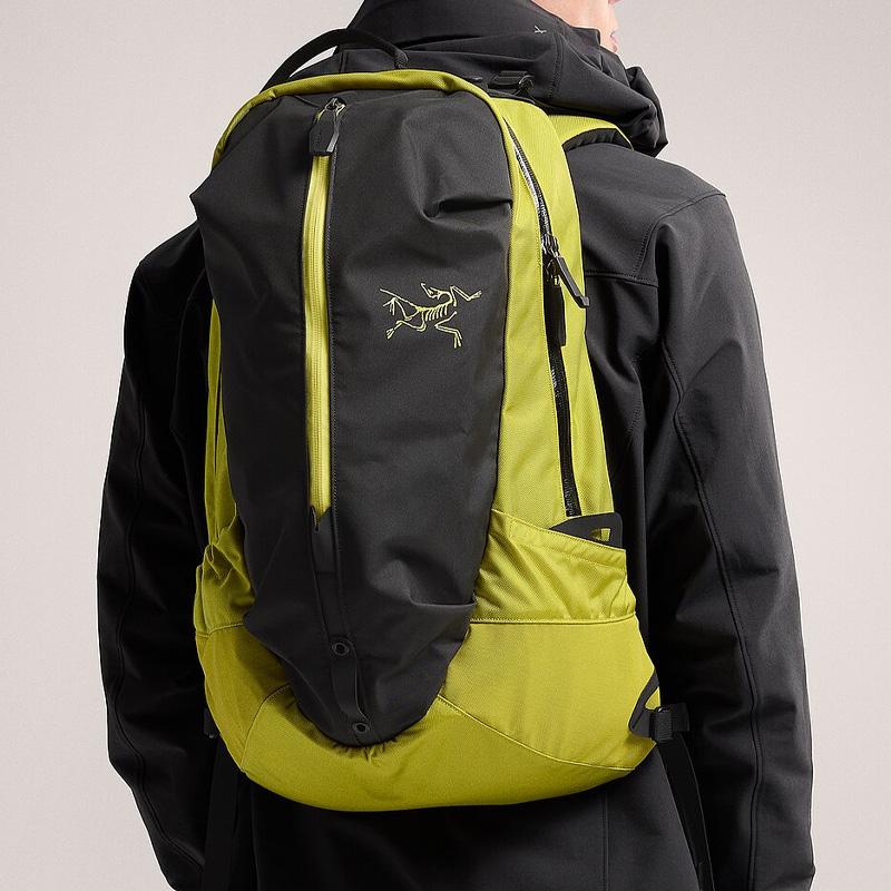 Рюкзак Arc'teryx ARRO 22L Туристическая сумка Нейлон Цвет Rock Green Унисекс X000007969-LAMPYRE