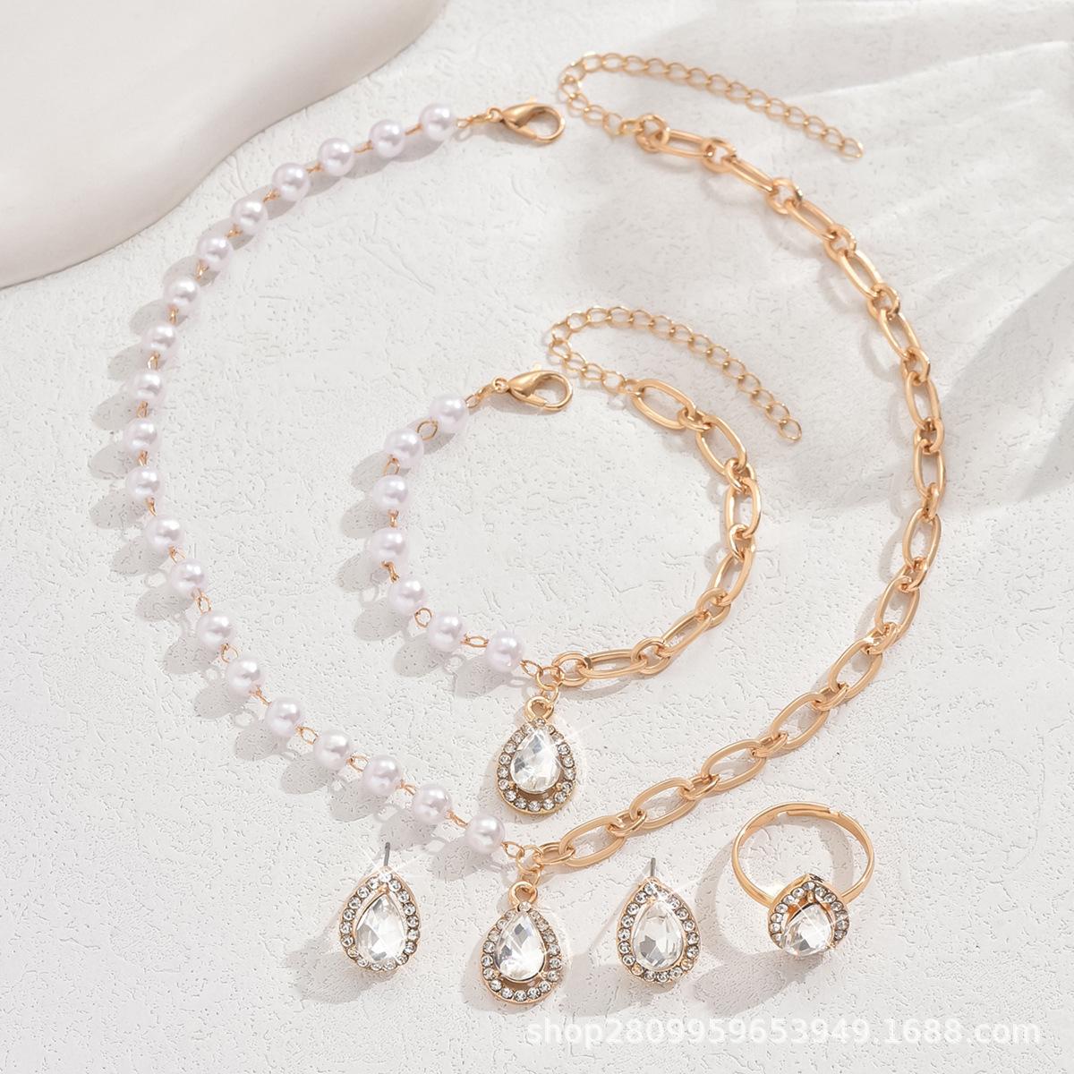 

Новое ожерелье-капля воды с полным бриллиантом, серьги-пусеты, браслет, кольцо, золотой костюм, женственный, маленький, свежий, простой, модный и универсальный темперамент