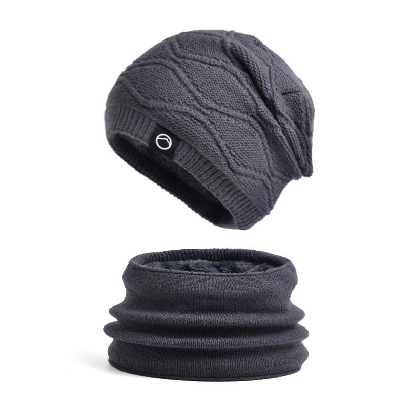 Winter hat, scarf, two-piece cover, women's outdoor velvet, thermal ear protector, muff, knitted wool hat.