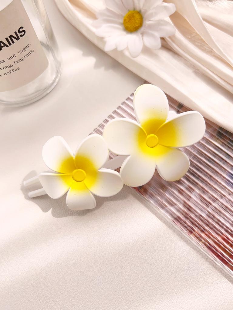 Summer Large Hair Clips Elegant Frosted Butterfly Flower Barrettes Women Beach Hawaii Floral Hairpins Simple Duckbill Headwear
