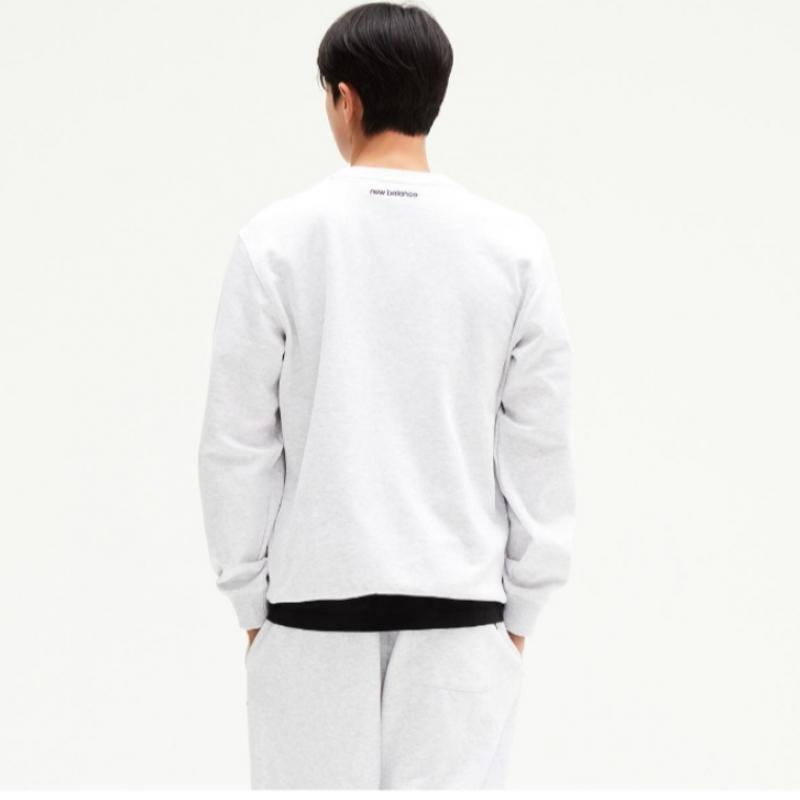 New Balance Langarm-T-Shirt Nqj Nbnce11013 16 Uni Essential Kleines Logo Sweatshirt Sta