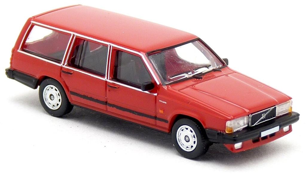 PCX87 Scale HO Scale Red 1985 Volvo 740 Station Wagon Premium Classics Diecast Car 1/87