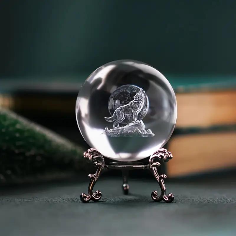 1 Piece of Wolf King Howling Crystal Ball Decorative Item, Birthday Gift Glass Ball, Home Decor Item with Base, Birthday Gift Fo