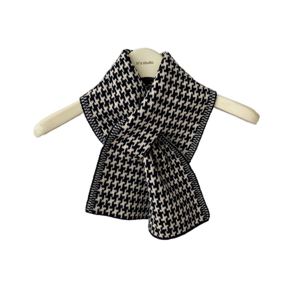 

Female Plaid Cross Scarf Knitted Shawls Grid Wraps Korean Long Shawls Women Winter Scarves чёрный