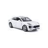 Bburago Porsche Macan 2015 Diecast Model Car 1/24 Scale (White) [Parallel Import]
