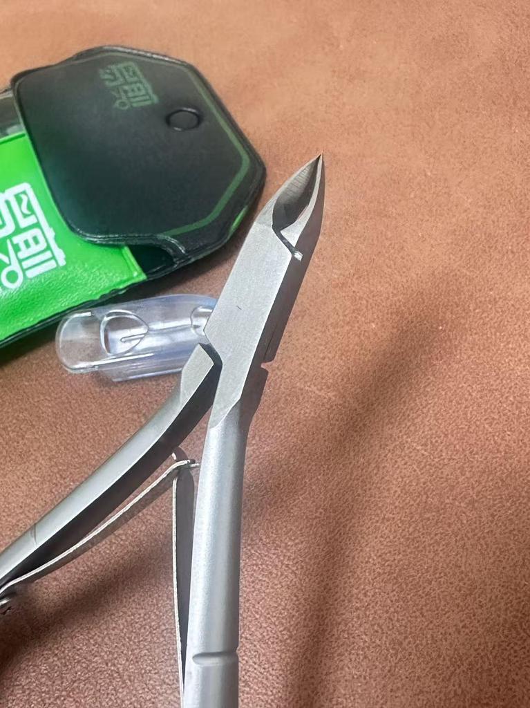 Vietnamese Stainless Steel Easy Cut D03-D501-D07-D09 Cuticle Nipper and Nail Clippers Manicure Tools