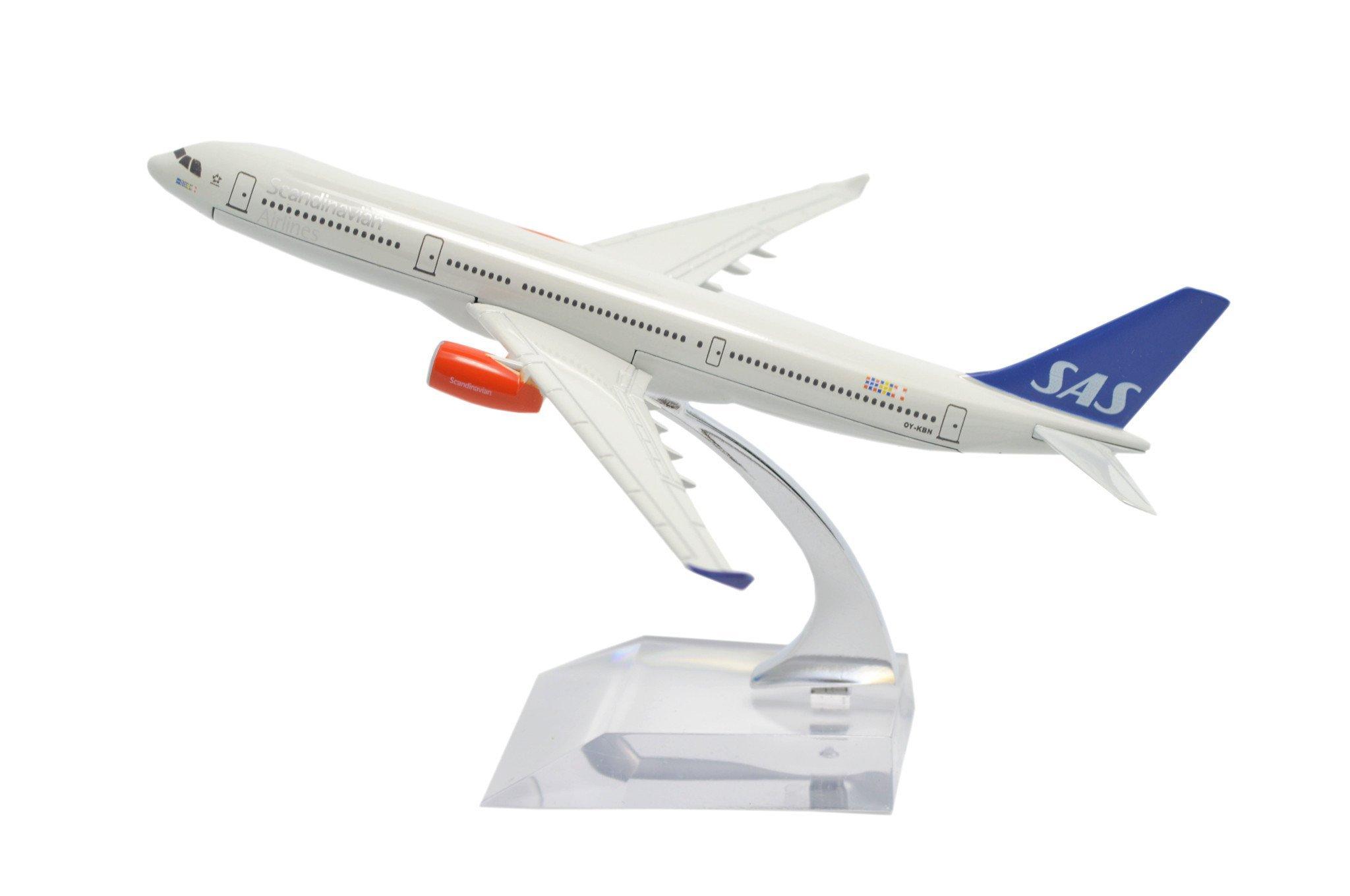 

TANG DYNASTY 16cm Scandinavian Airlines Airbus A330 Alloy Plane Model Toy 1/400