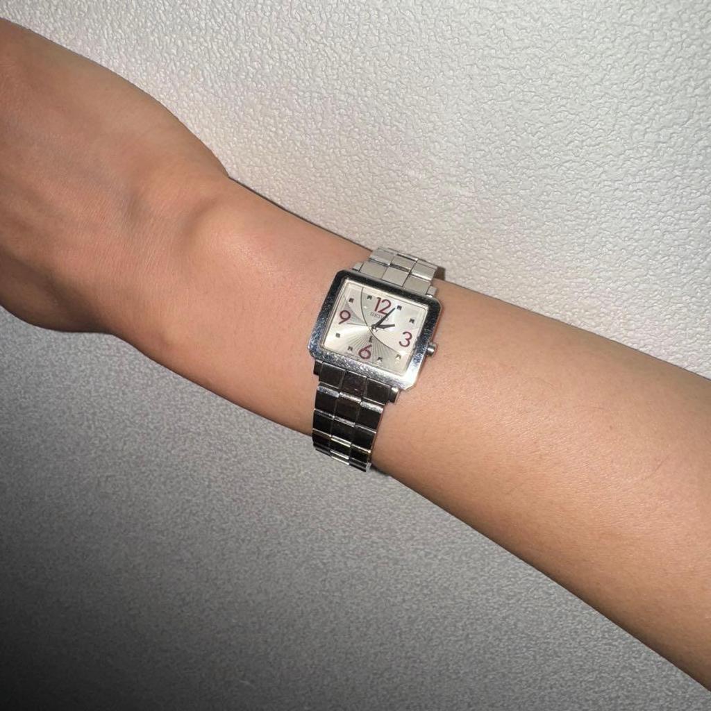 Used SEIKO LUKIA