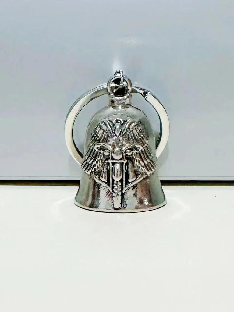 Modischer Engel Flügel Motorrad Klingel Anhänger Schlüsselanhänger Punk Rock Herren Reitparty Amulett Exorzismus Schmuck