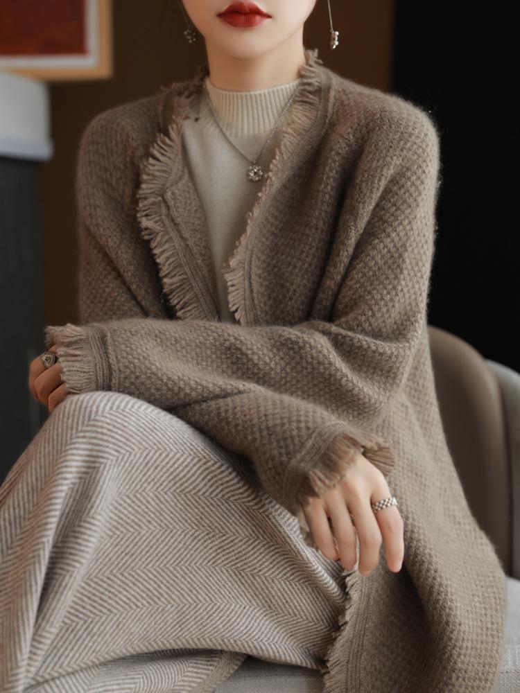 Women's V-neck Long Sleeve Wool Knit Cardigan - Autumn/Winter Tassel Style
