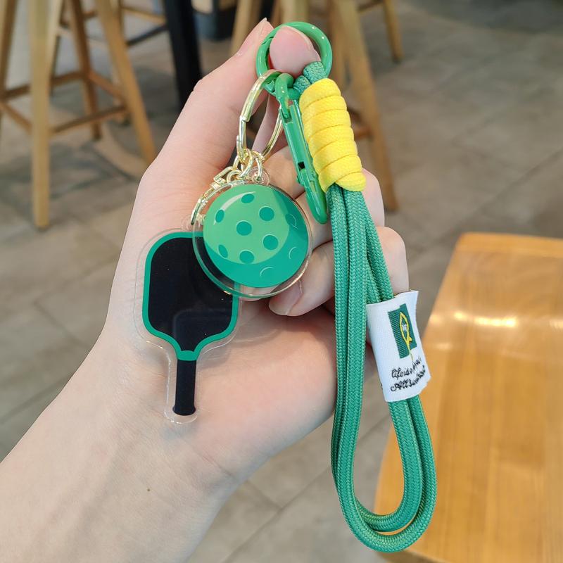 Chaveiro Criativo de Raquete de Pickleball de Metal Chaveiros de Bola Oca Colorida Pingente de Sacola de Festa para Fãs de Dink Ball