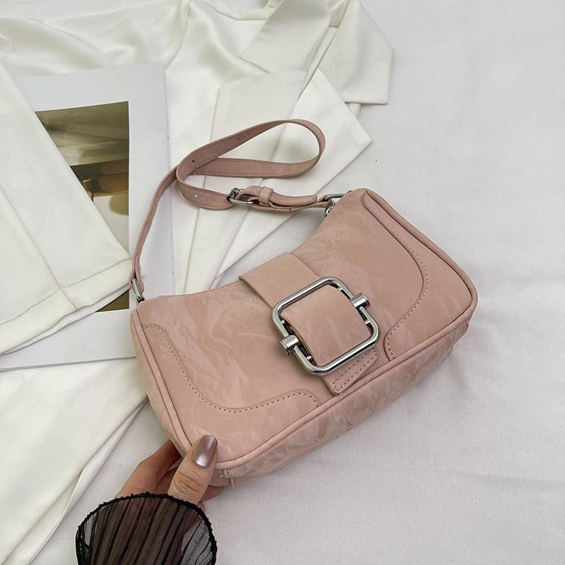 

Fashionable Small Square Handbag For Women With Zipper Closure Versatile For All Occasions Pink