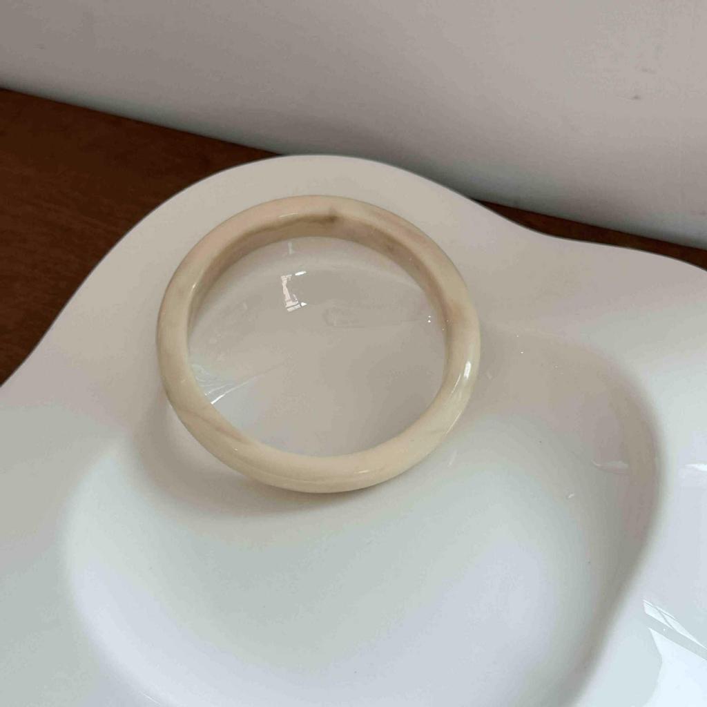 Versatile Retro Marble Pattern Resin Round Bracelet Set