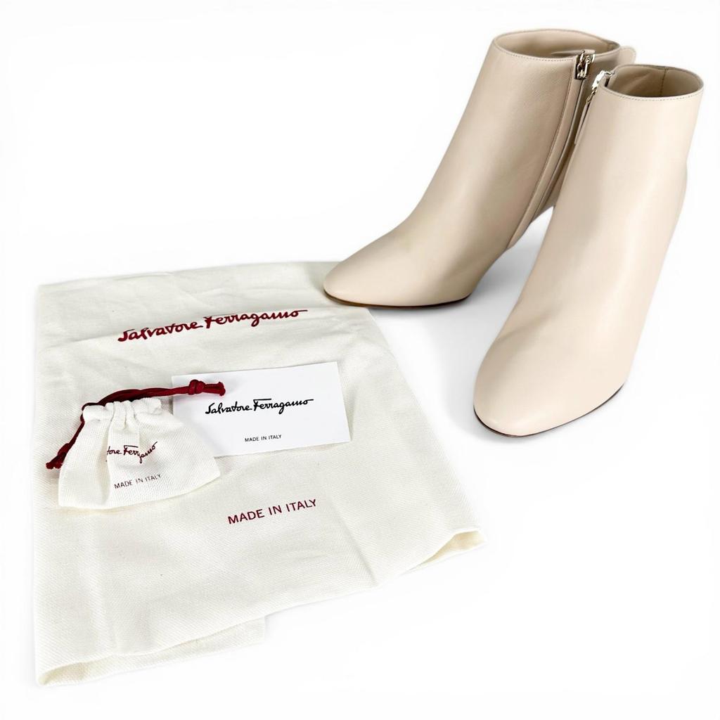 Excellent Salvatore Ferragamo Short Boots Gancini Side Zip Beige Women 5.5 Used