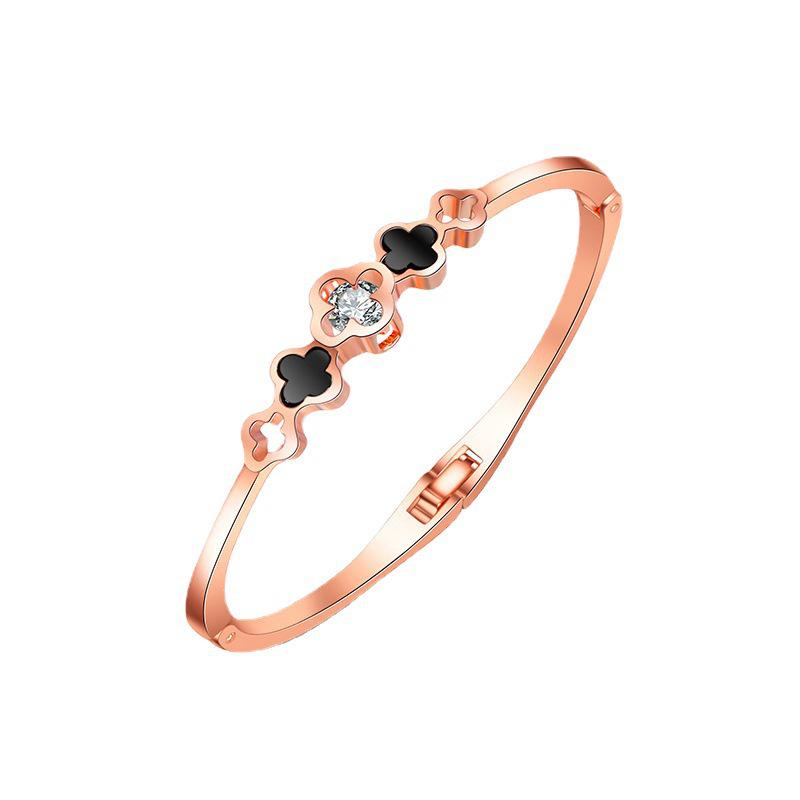 Rose Gold Four-Leaf Clover Bracelet with Micro-Set Zircon